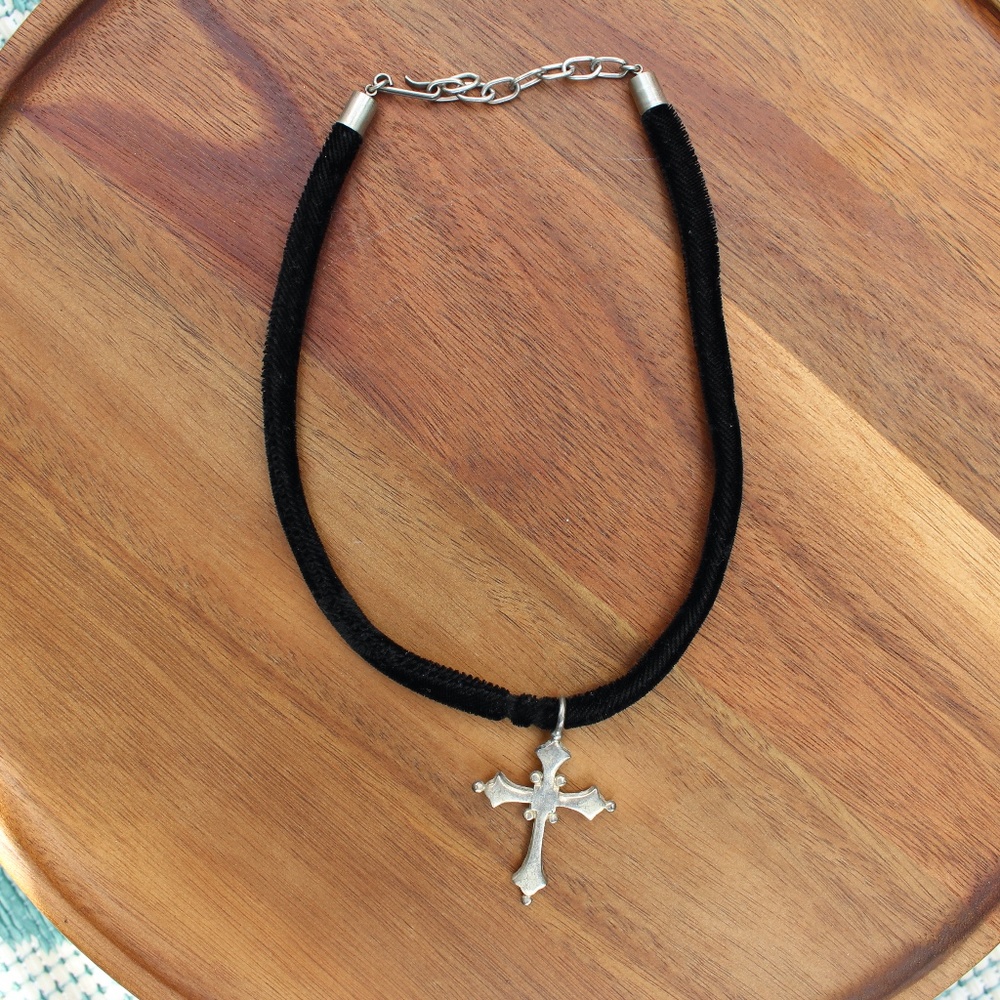 Silver Cross Choker